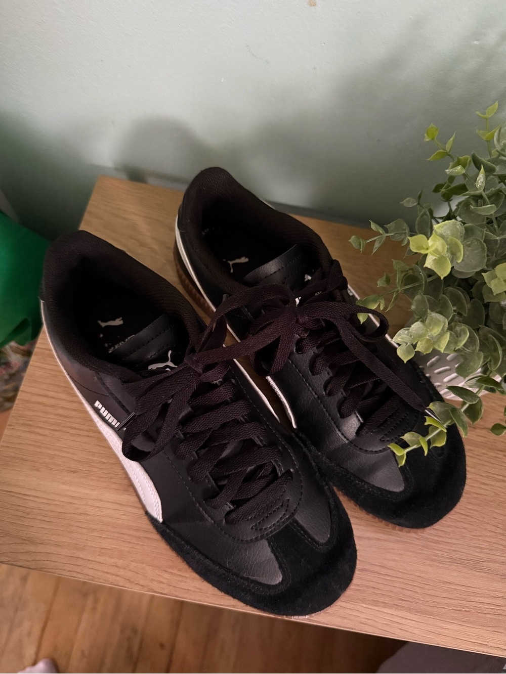 Puma Black & White Low-Top Sneakers with Gum Sole - Picture 4 of 8